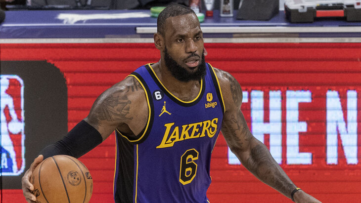 Леброн Джеймс