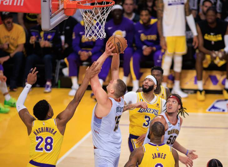 «Лос-Анджелес Лейкерс» — «Денвер Наггетс»