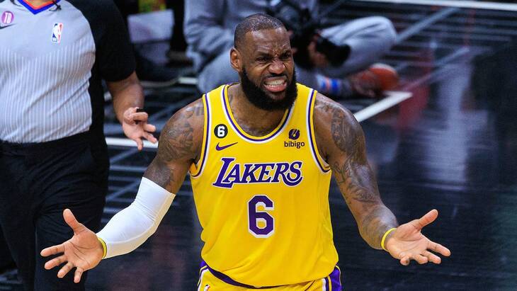 Леброн Джеймс