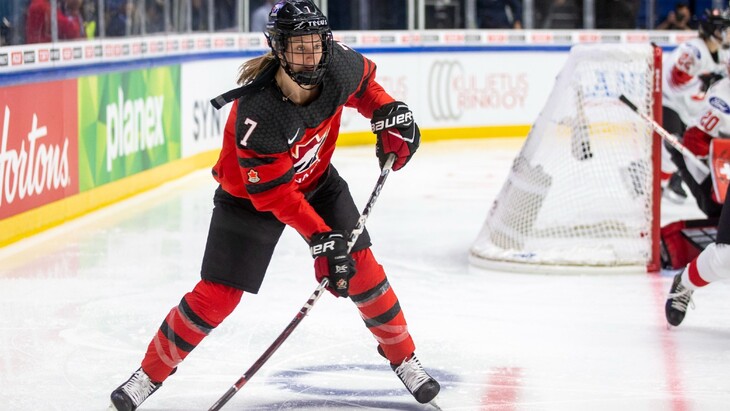 Стейси Лора