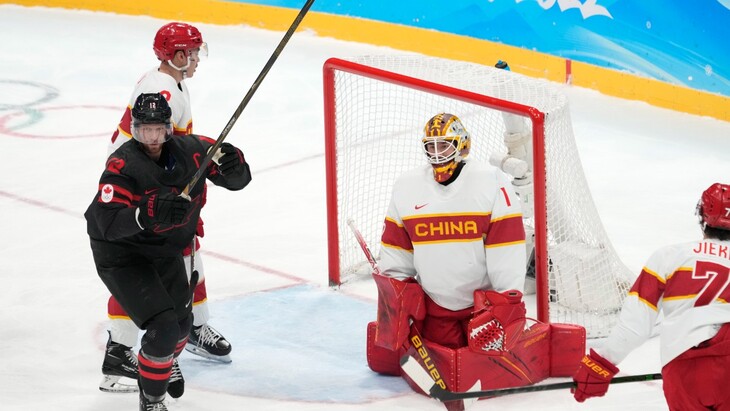 Сборная Канады