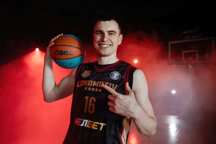 «Локо-Кубань» и «Мелбет» представили новый комплект формы