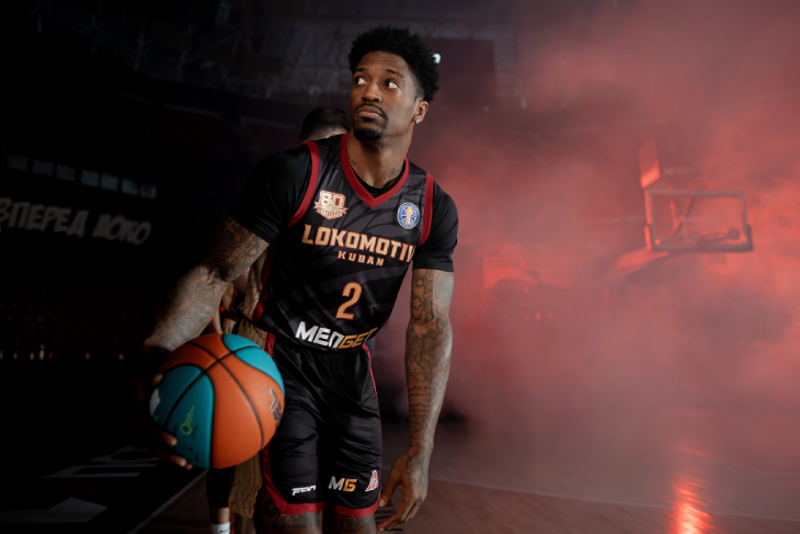 «Локо-Кубань» и «Мелбет» представили новый комплект формы