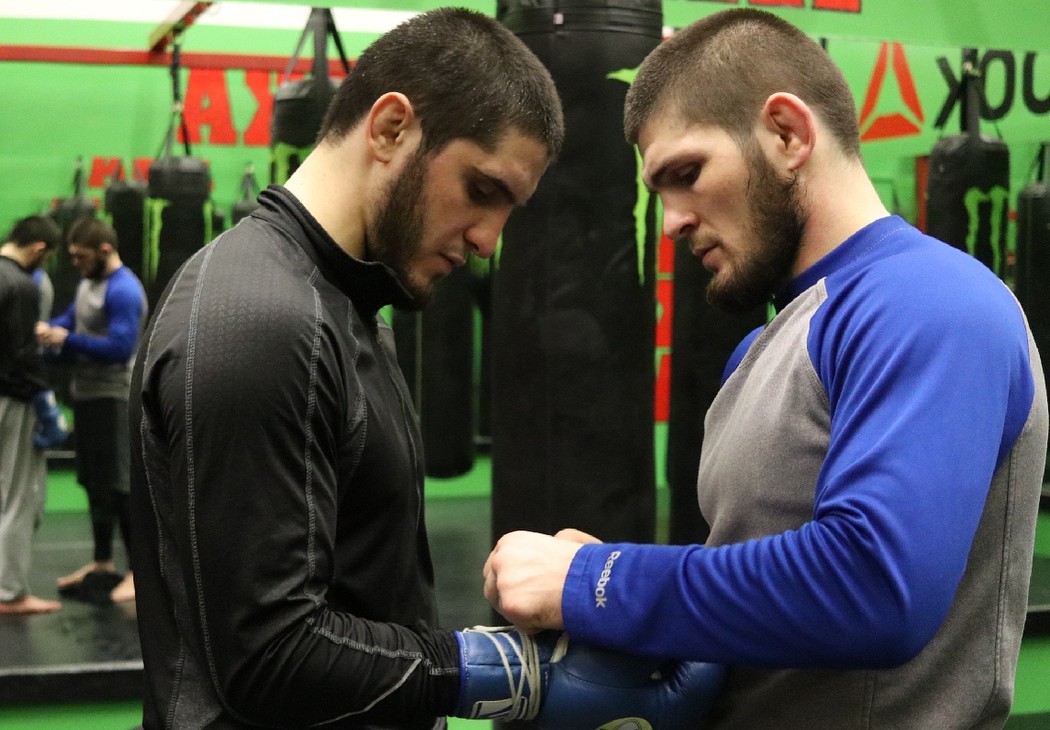 Ислам Махачев и Хабиб Нурмагомедов