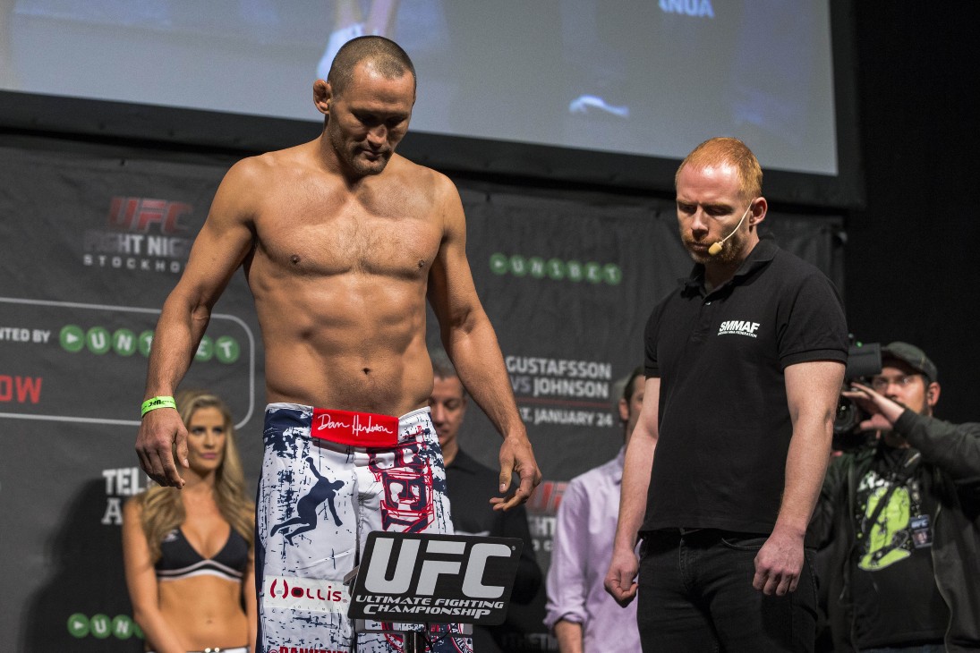 Ден Хендерсон