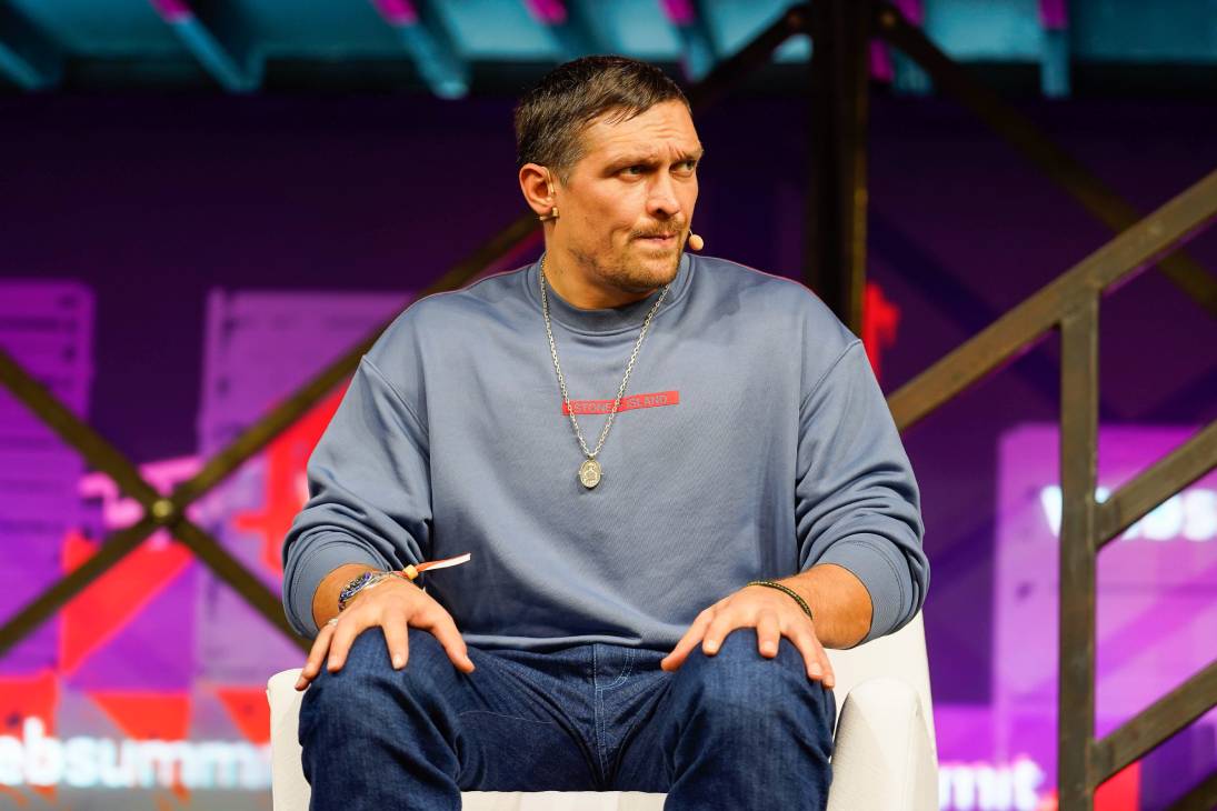 Александр Усик