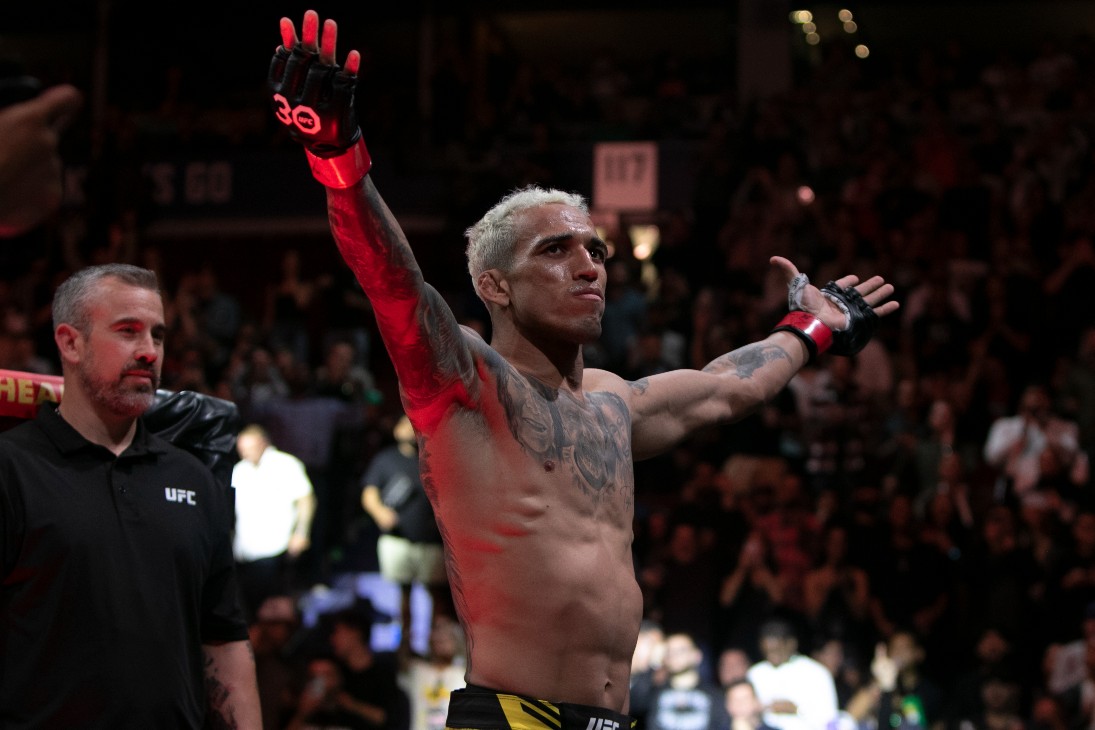 Чарльз Оливейра