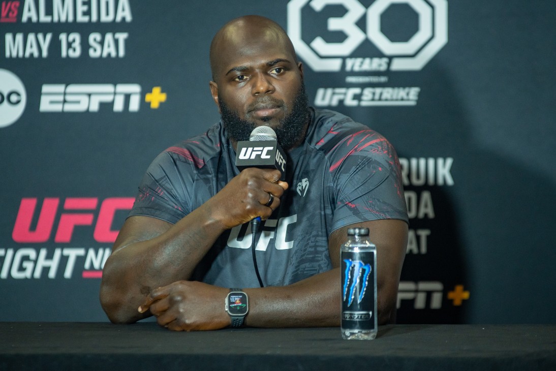 Жаирзиньо Розенстрайк