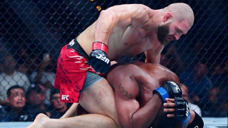 Иржи Прохазка (слева)