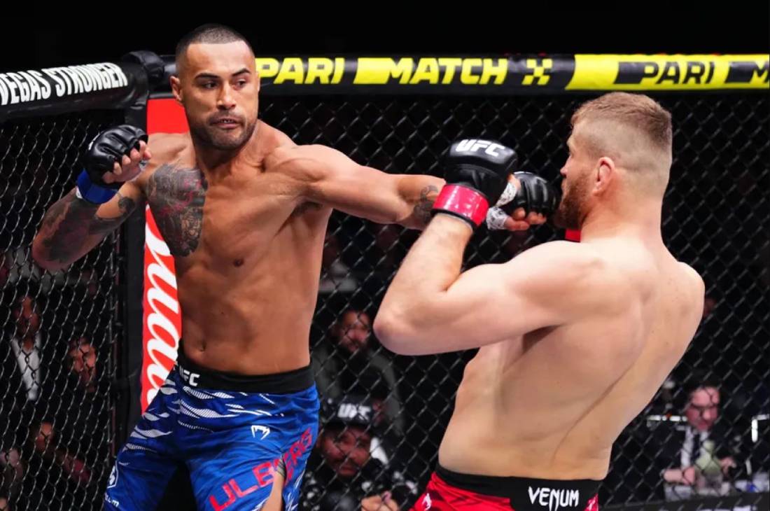 Карлос Олберг (слева)