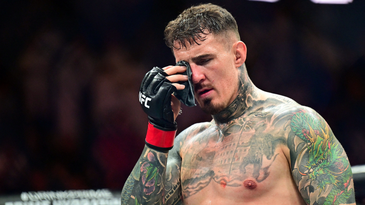 Том Аспиналл