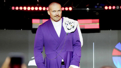 Александр Усик