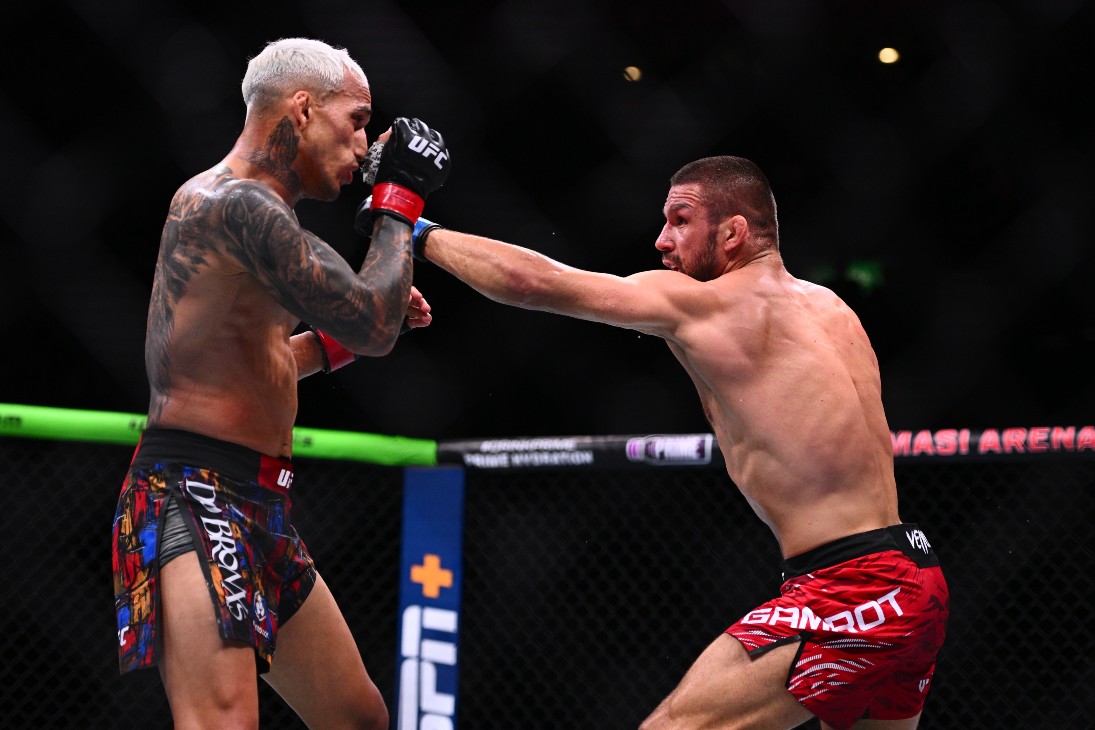 Чарльз Оливейра и Матеуш Гамрот