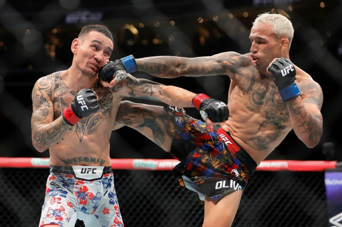 Макс Холлоуэй и Чарльз Оливейра