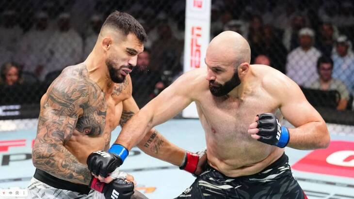 Александр Ракич против Азамата Мурзаканова