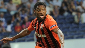 Луис Адриано