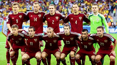 Футболисты сборной России