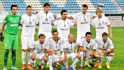 Футболисты «Зари»