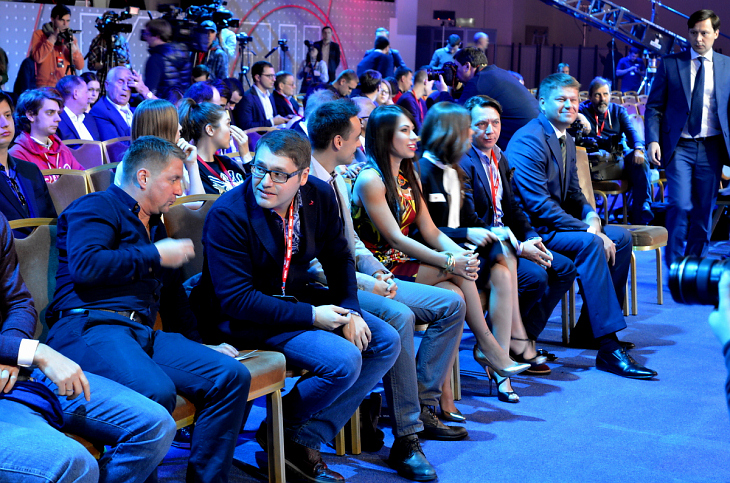 ...а основная часть комментаторов — в другой