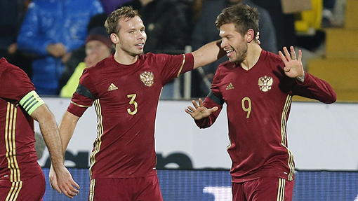 Футболисты сборной России