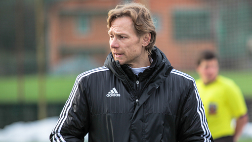 Валерий Карпин