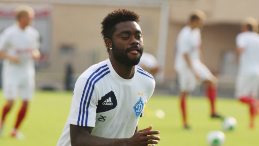 Аруна Лукман