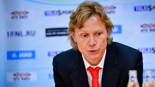 Валерий Карпин