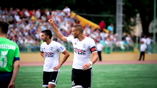 Команда Валерия Карпина набрала очки в Новосибирске