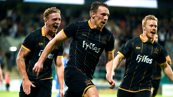 «Дандолк» празднует победу над БАТЭ