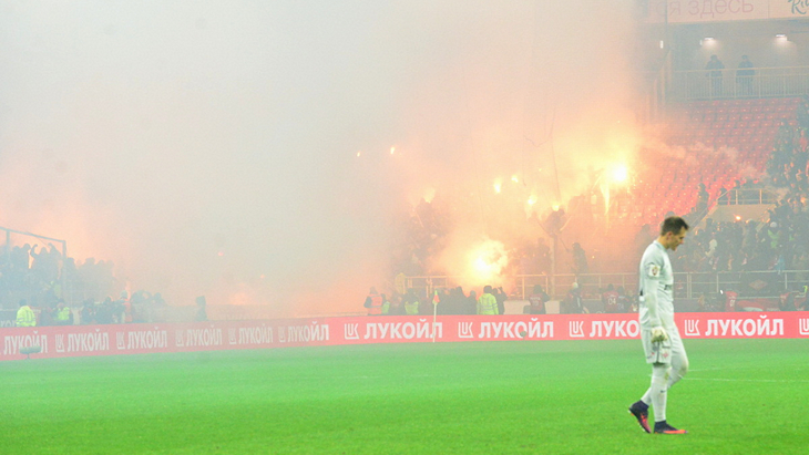 Дымовая завеса на «Открытие Арене»