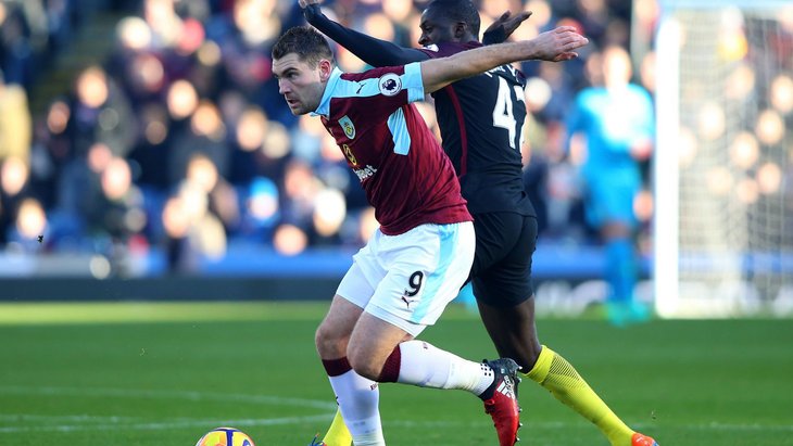 Сэм Воукс и Яя Туре