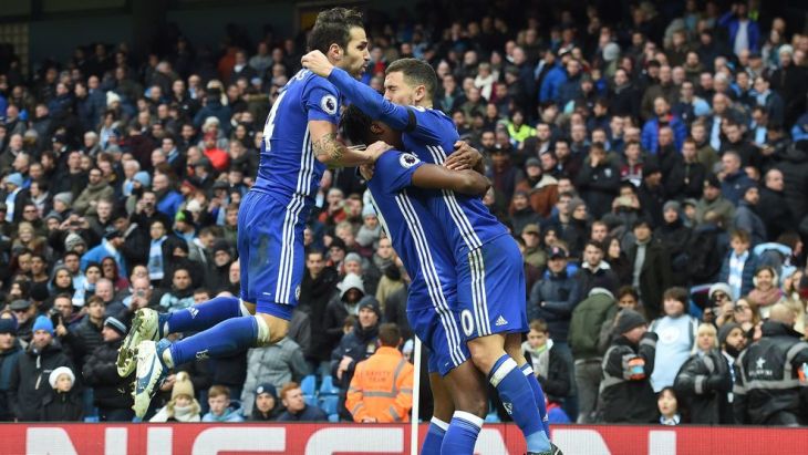 «Челси» остался первым