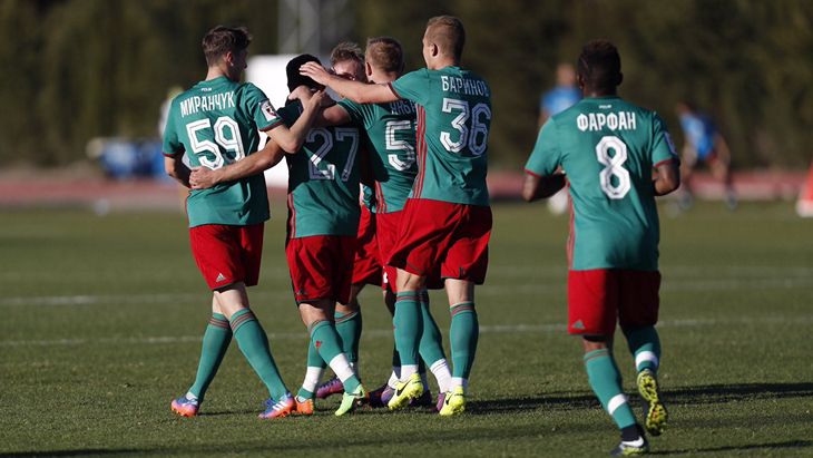 Футболисты «Локомотива»