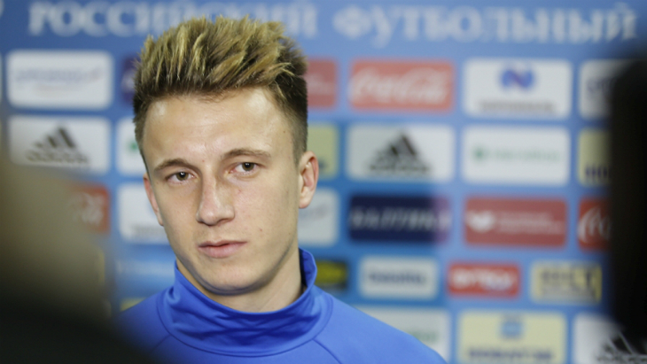 Александр Головин