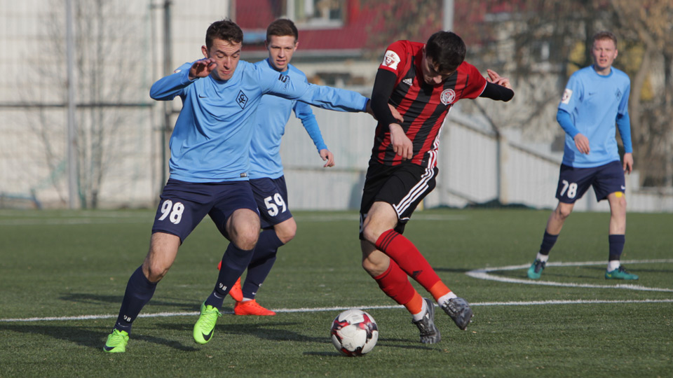 «Молодежки» «Крыльев» и «Амкара» сыграли вничью