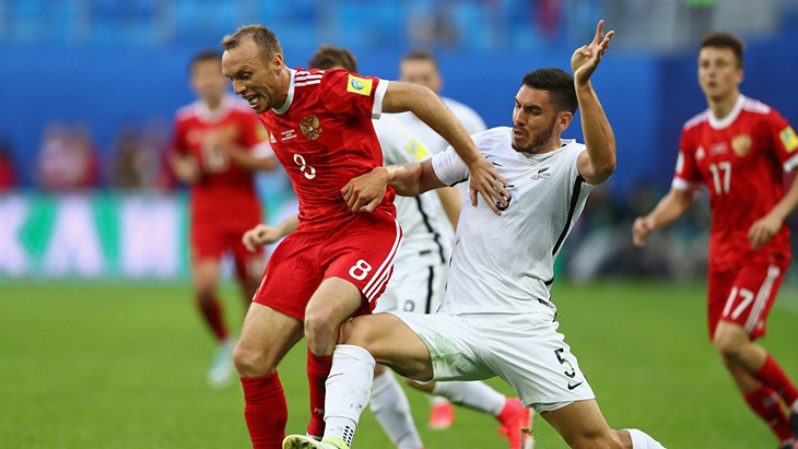 Майкл Боксолл против Дениса Глушакова