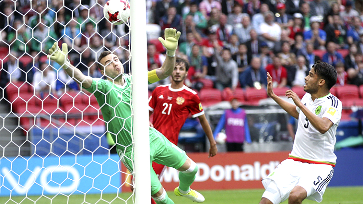 Не день Игоря Акинфеева