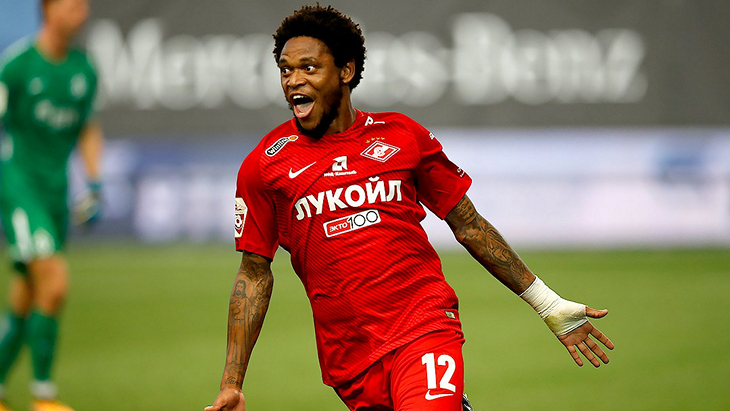 Луис Адриано