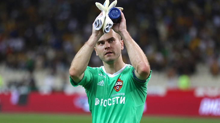 Игорь Акинфеев