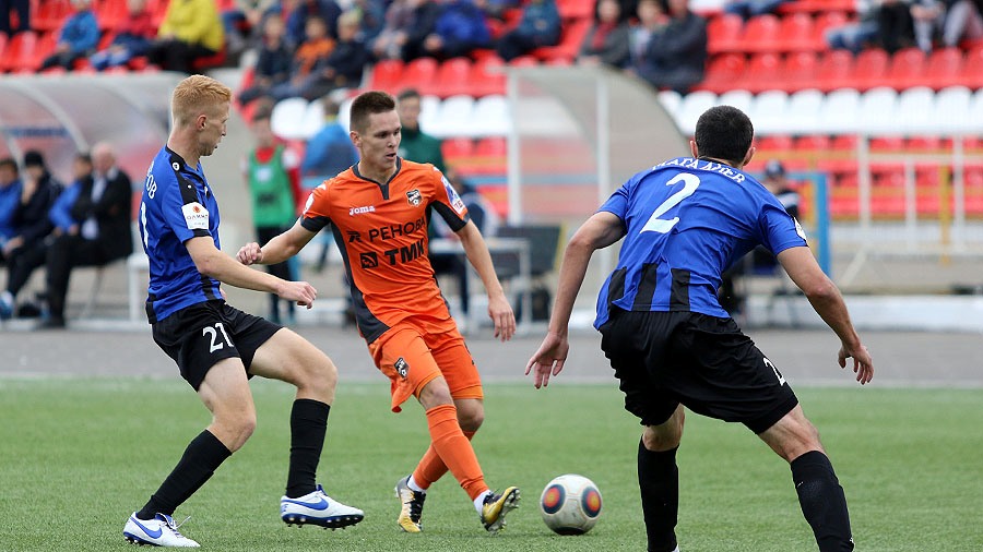 «Урал» проиграл в Ярославле