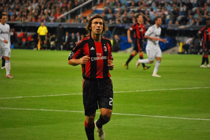 «Милан» не смог удержать Пирло