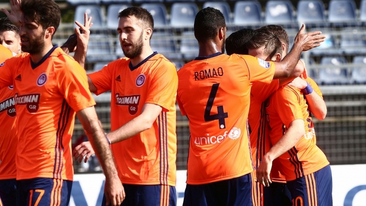 Футболисты «Олимпиакоса»