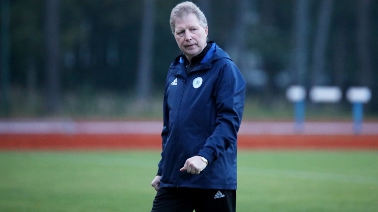 Александр Старков