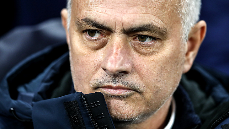 «Тоттенхэм» Моуринью потерпел второе подряд поражение