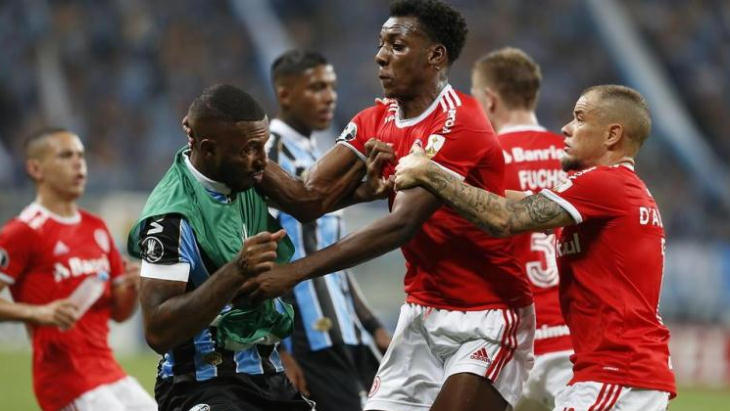 Матч Кубка Либертадорес завершился массовой дракой