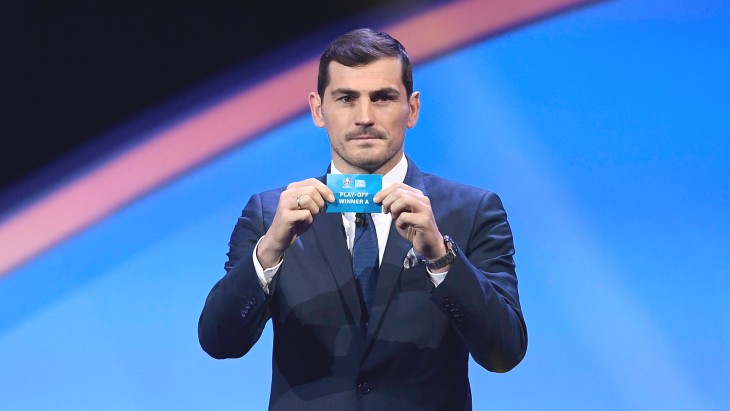 Икер Касильяс