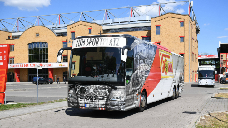 Игроки будут прибывать на матчи на отдельных автобусах