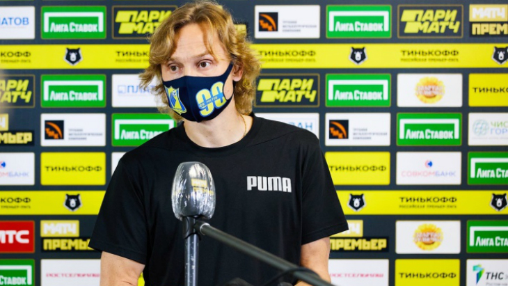 Валерий Карпин