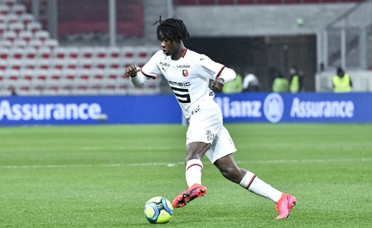 Эдуардо Камавинга