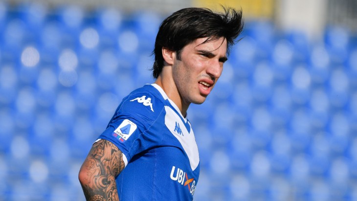 Сандро Тонали